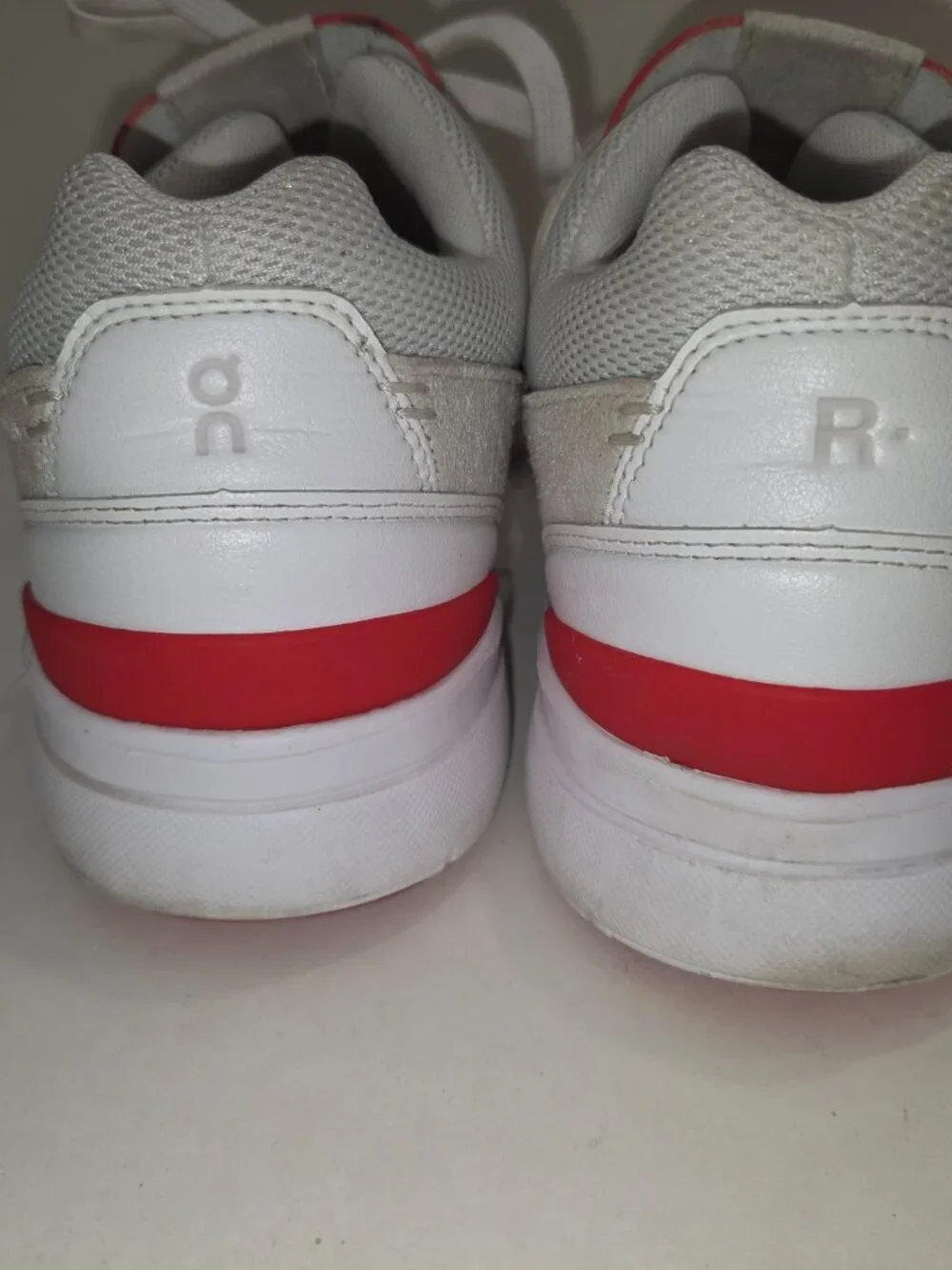 On Cloud Rogers Swiss Engineering US M9 / EU 42.5 Shoe / UK 8.5 White/Red - Picture 3 of 7
